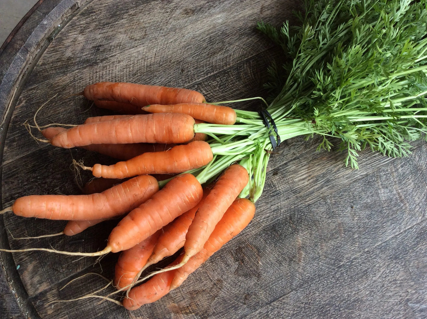 Carrots - per bunch